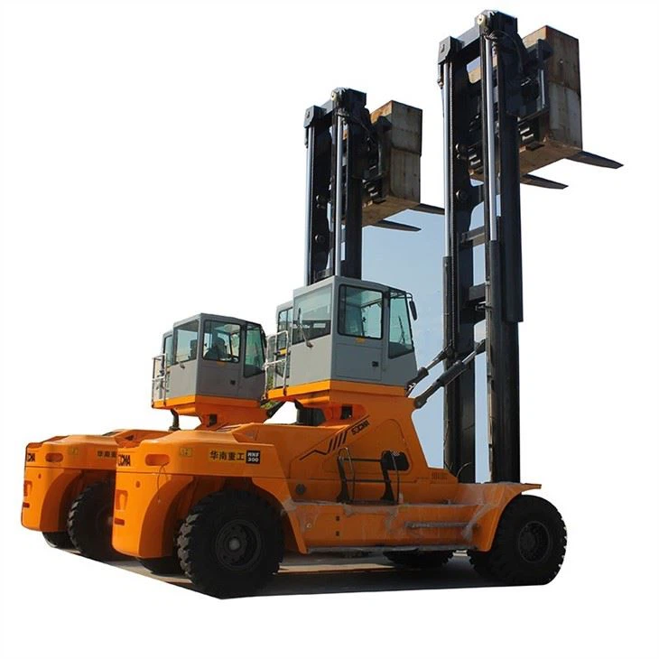 SOCMA 32T Forklift Handling Heavy Containers